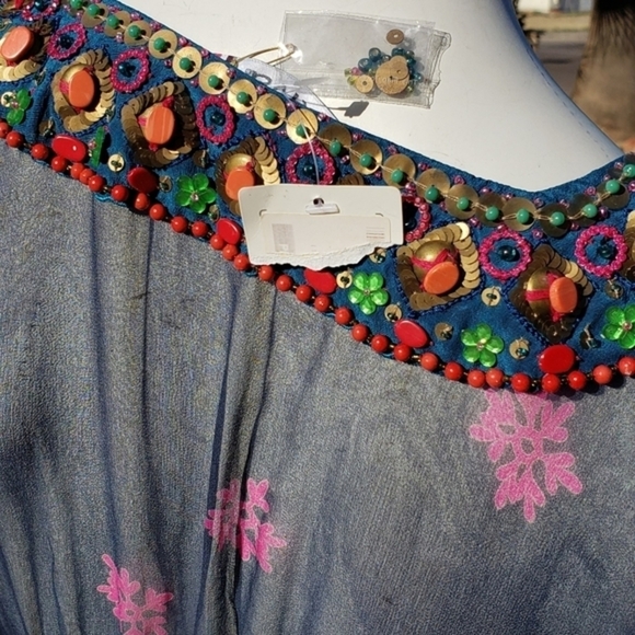 RIVA SILK Kaftan Style Long Printed‎ Dress - Picture 5 of 8